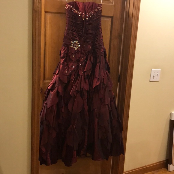 PROM DRESS! - Picture 4 of 5
